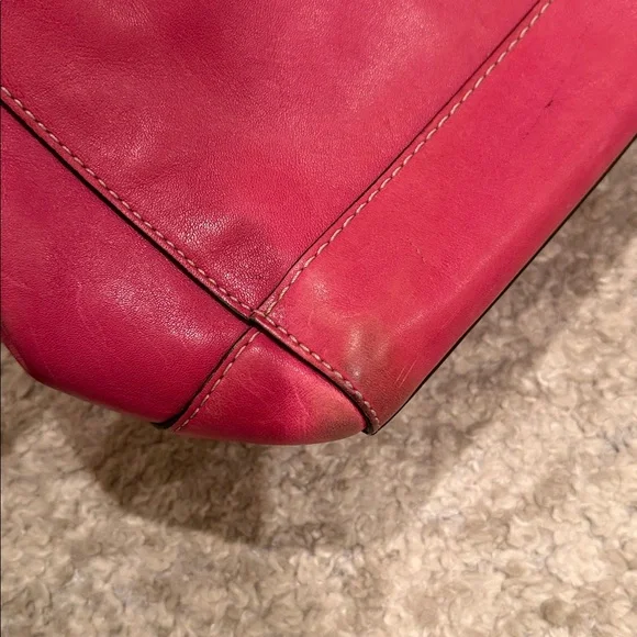 Vintage Coach  Pink Leather Tote Purse
Turnlock Satchel Shoulder Bag - Picture 12 of 16